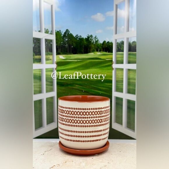 Azahar Orange/White Ceramic Planter Pot with Saucer Attached - Picture 7 of 10